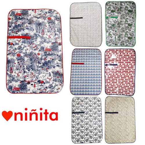 ninita(ニニータ)おむつ替え シート
